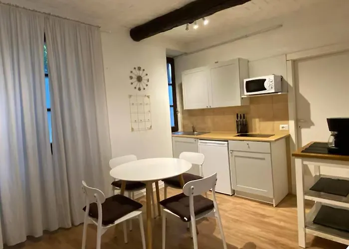 Appartement Bella *