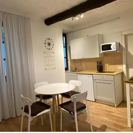 Апартаменты Bella *